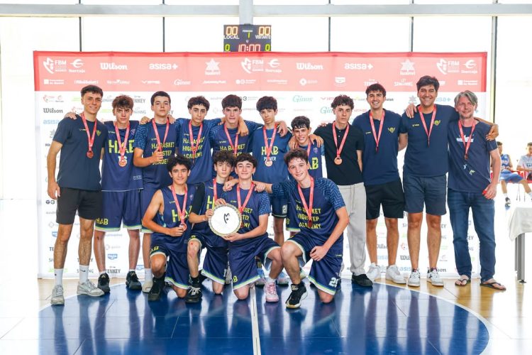 Así ha quedado la categoría CADETE MASCULINO CUARTA DIVISIÓN en el #DíaPreferenteFBM 🥇 Valdefue (1)
